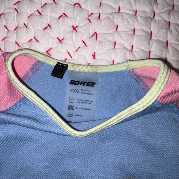 Bo+Tee Color Block Top - Picture 2 of 2